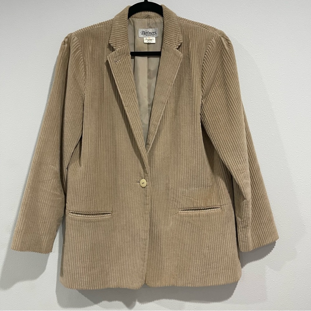 Vintage Partners by Mervyn’s Tan Corduroy Women  Blazer Made in Japan Sz 10